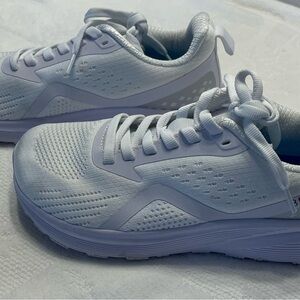 Bronax Woman's White Wide Toe Box Running Shoe Size 7 W - NWOT